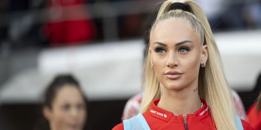 Alisha Lehmann Ungeschminkt: Seite des Schweizer Fußballstars Alisha Lehmann Ungeschminkt